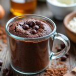 découvrez une recette rapide et facile de mug cake chocolat healthy, idéale pour une pause gourmande et saine en quelques minutes.