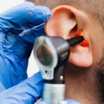 Appareils auditifs invisibles et intra-auriculaires, ce que la discrétion change vraiment
